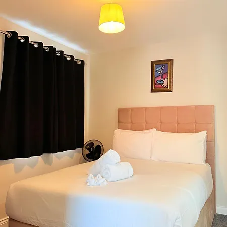 Flat 4 Garth House Apartman